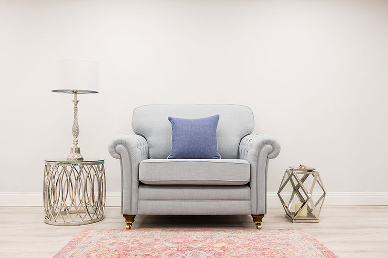 The Windsor Button Love Seat - Main Image
